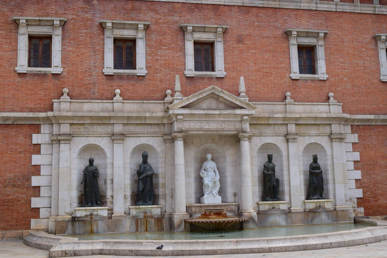 Испания и Евродам. Дважды впервые