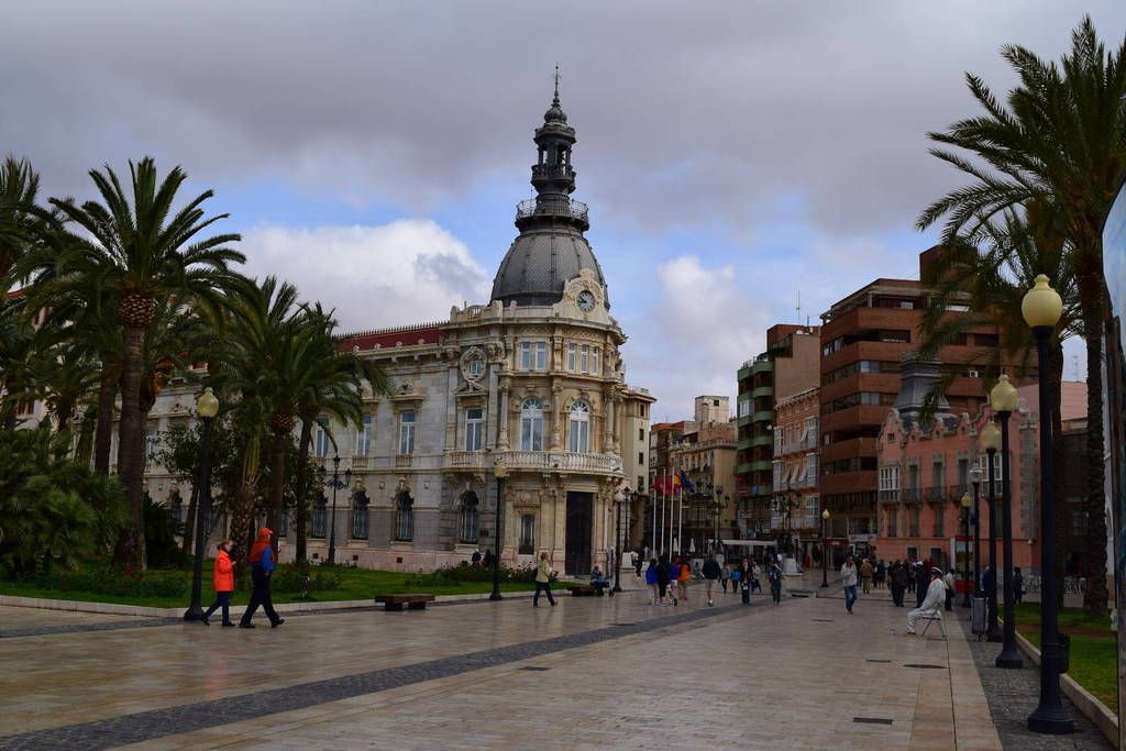 Испания и Евродам. Дважды впервые