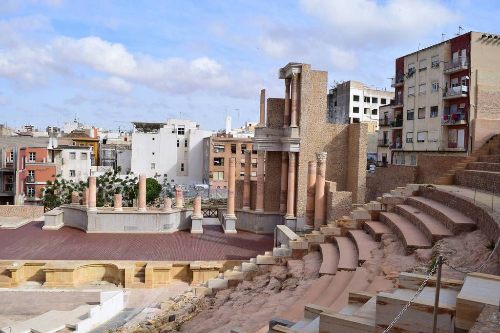 Испания и Евродам. Дважды впервые