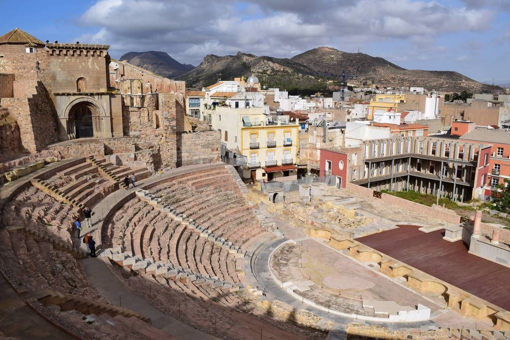 Испания и Евродам. Дважды впервые