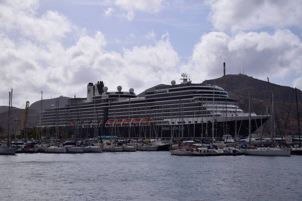 Испания и Евродам. Дважды впервые