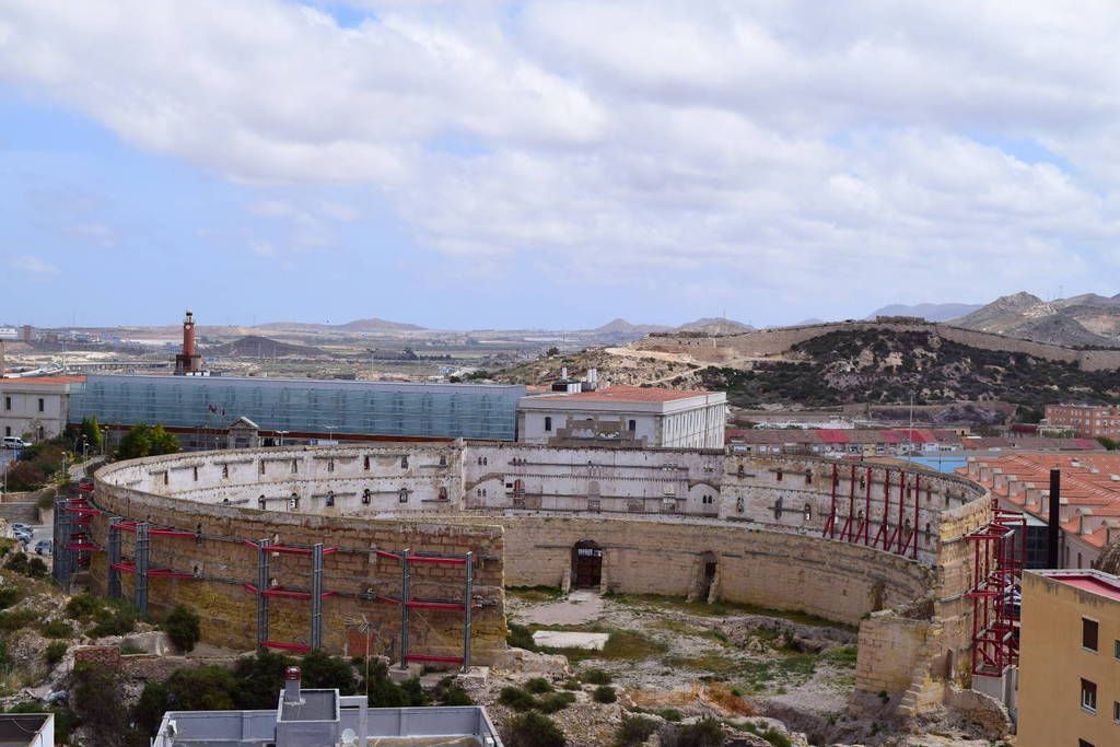 Испания и Евродам. Дважды впервые