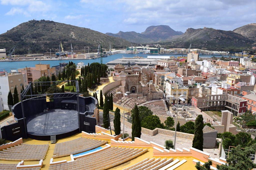 Испания и Евродам. Дважды впервые