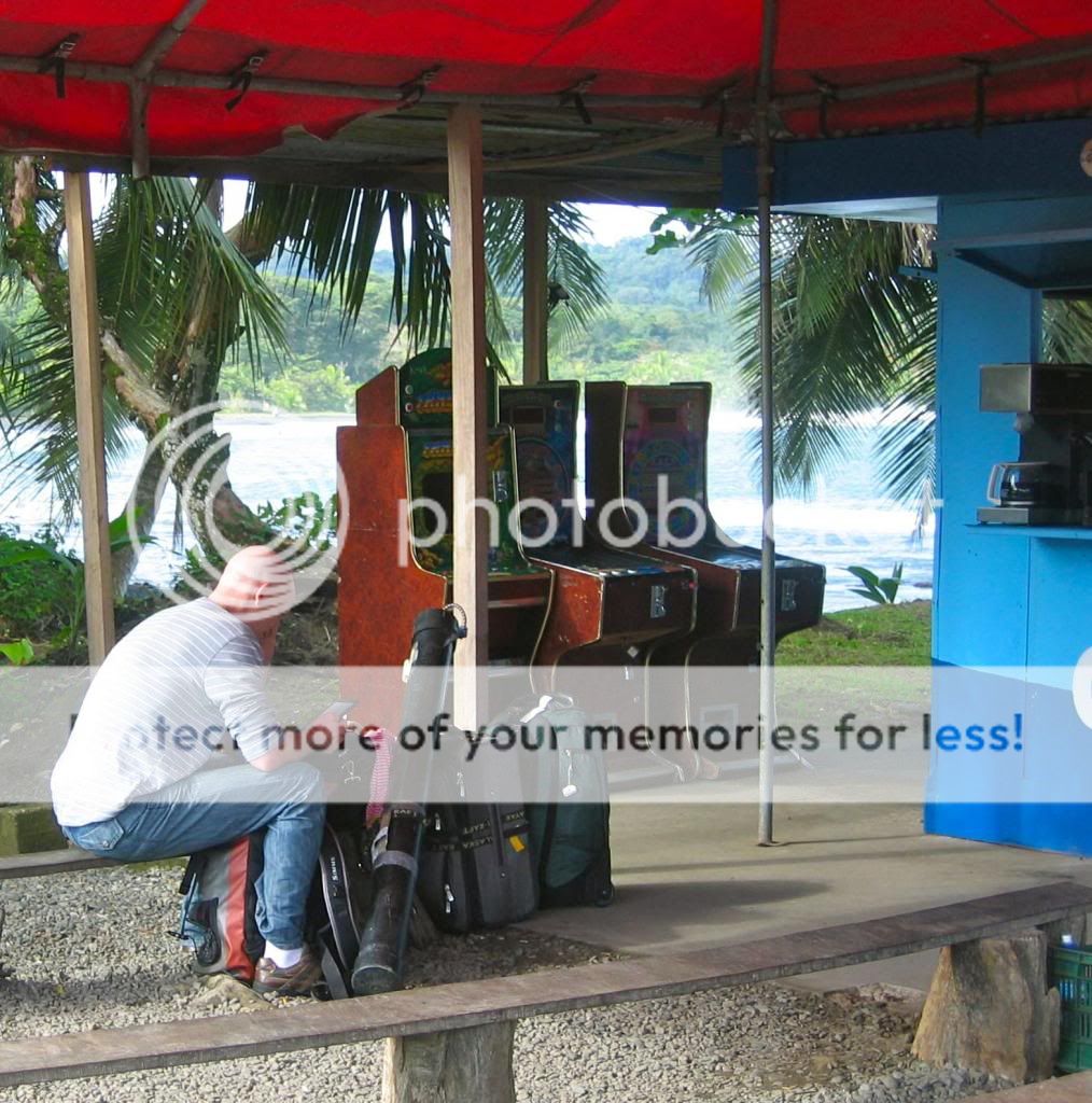 Puerto Viejo bus stop