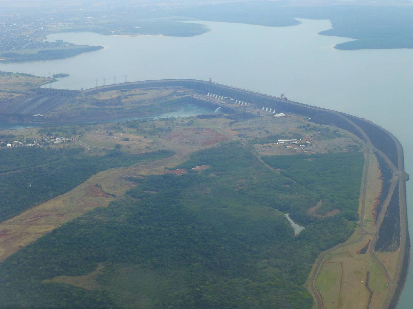 ИзоБразилия акупунктурно. Рио-Игуасу с обеих сторон