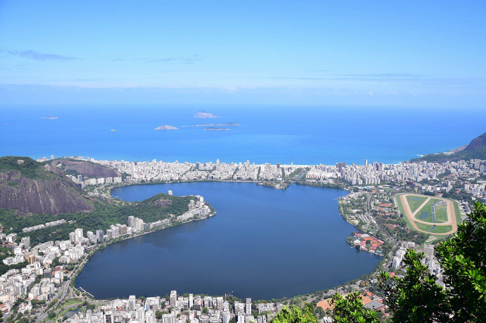 ИзоБразилия акупунктурно. Рио-Игуасу с обеих сторон