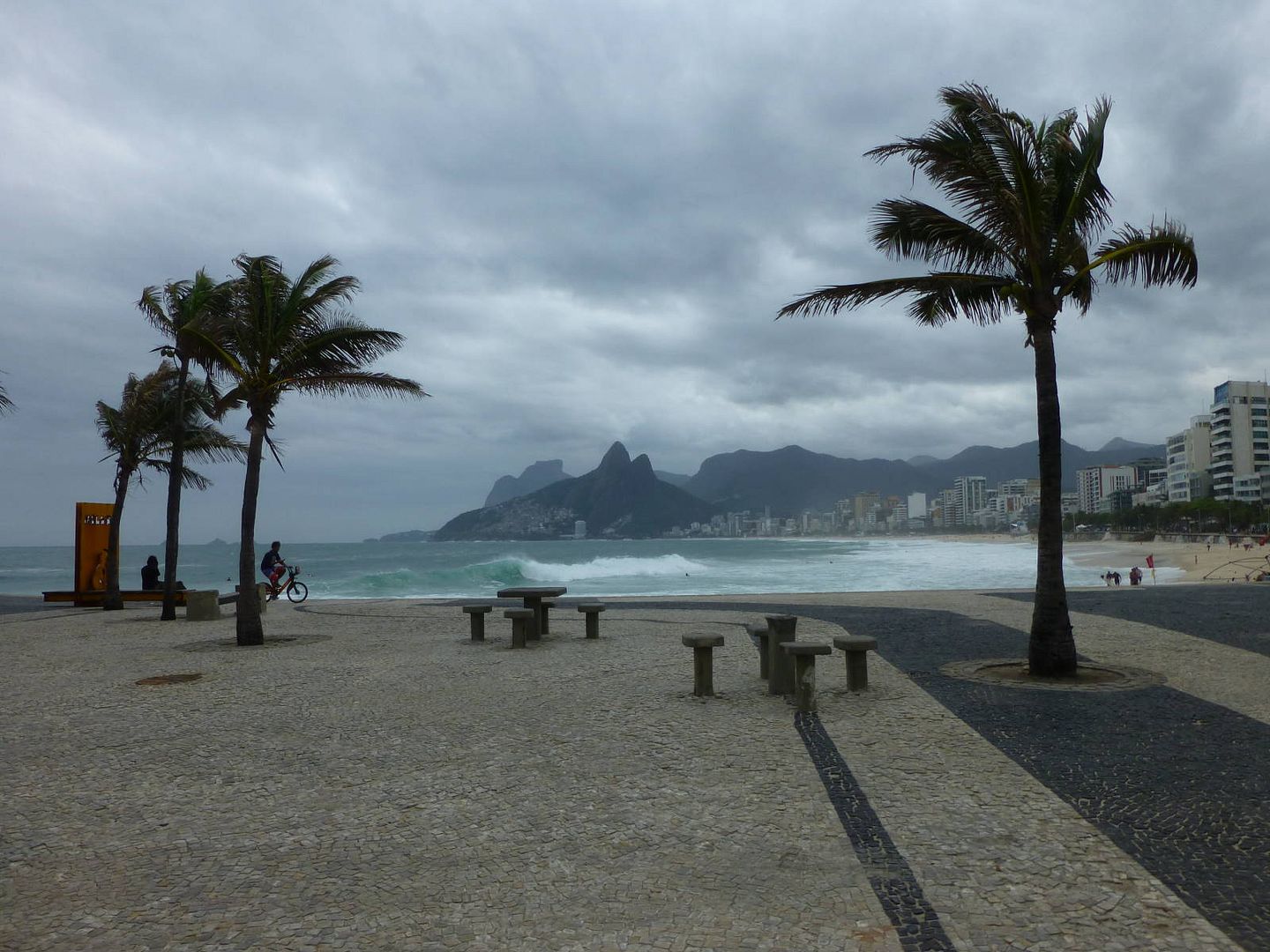 ИзоБразилия акупунктурно. Рио-Игуасу с обеих сторон