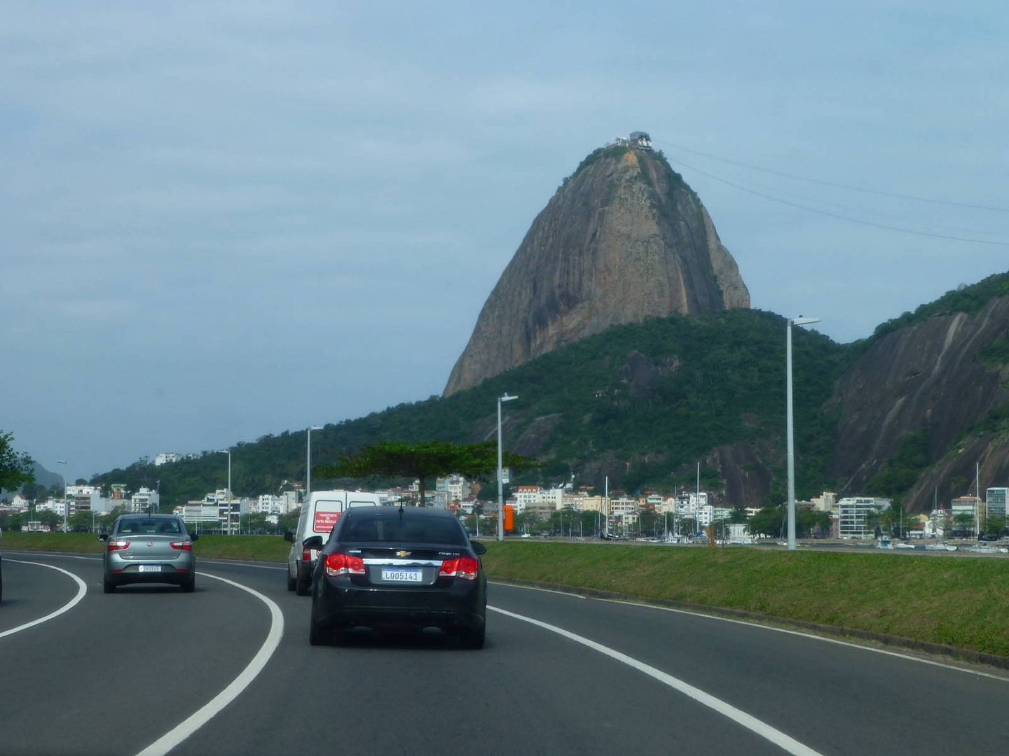 ИзоБразилия акупунктурно. Рио-Игуасу с обеих сторон