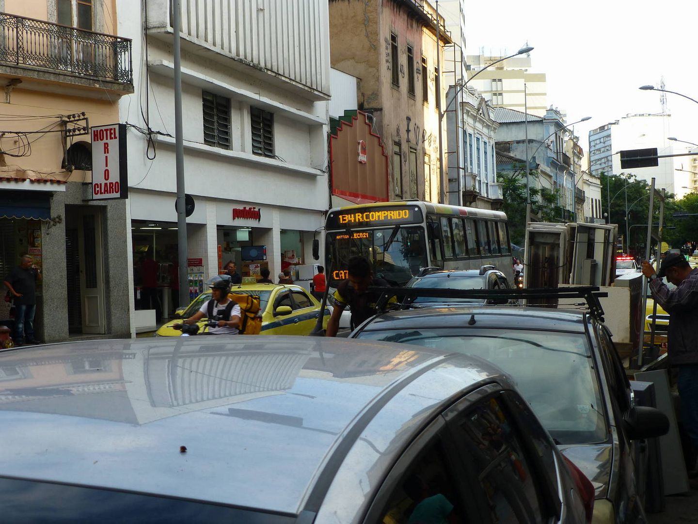 ИзоБразилия акупунктурно. Рио-Игуасу с обеих сторон